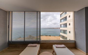 Property slide 25