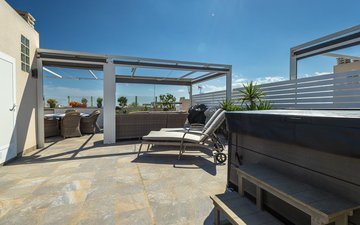 Property slide 19