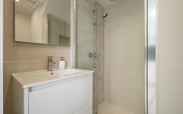 Property slide 18