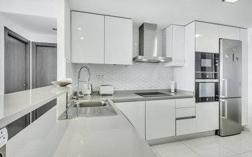 Property slide 10
