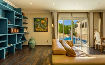 Property slide 8