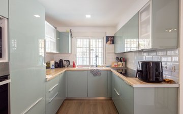 Property slide 10