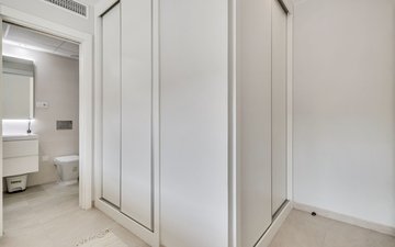 Property slide 21