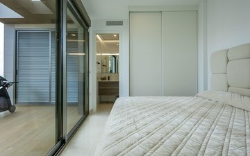 Property slide 18