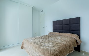 Property slide 22