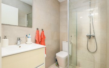 Property slide 22