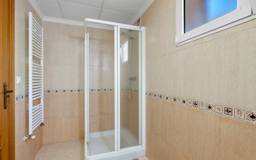 Property slide 39