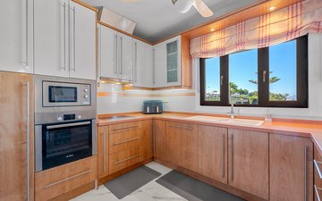 Property slide 19