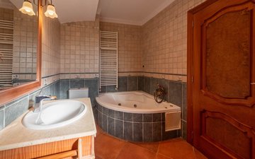 Property slide 20