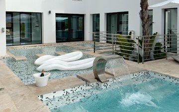 Property slide 15