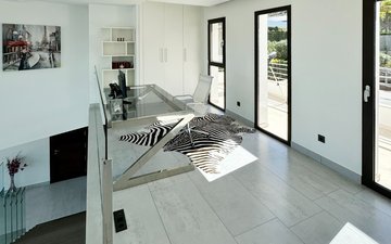 Property slide 50
