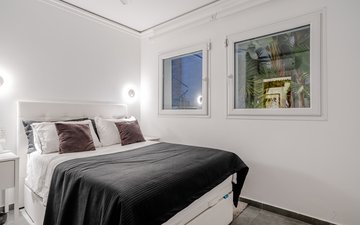 Property slide 28