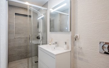 Property slide 34