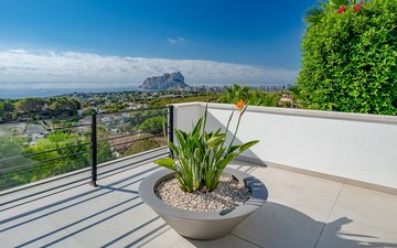 Property slide 15