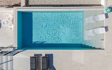 Property slide 20