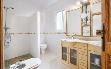 Property slide 19