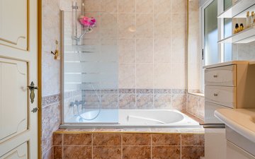 Property slide 24