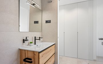 Property slide 19