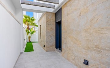 Property slide 32