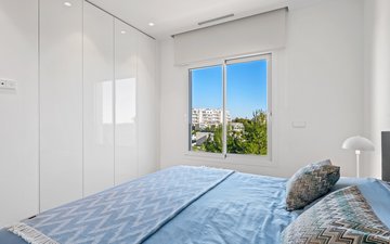 Property slide 19