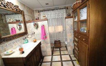 Property slide 19