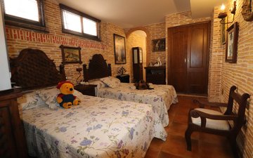 Property slide 24