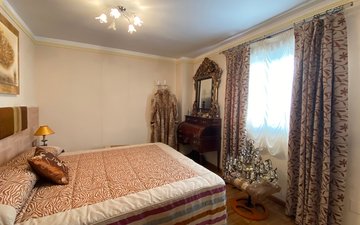 Property slide 21