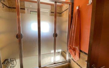 Property slide 16