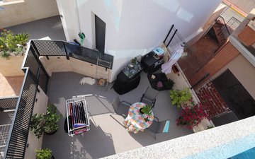 Property slide 40