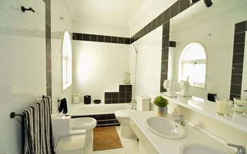 Property slide 16