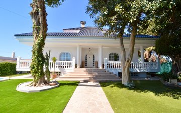 Property slide 31