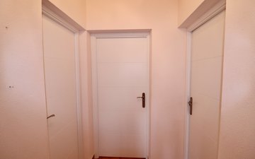 Property slide 10