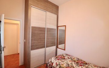Property slide 15