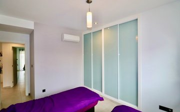 Property slide 20