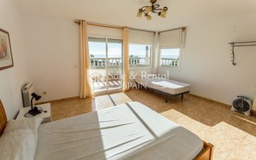 Property slide 30