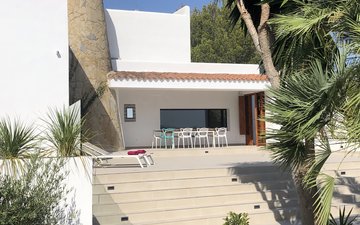 Property slide 14