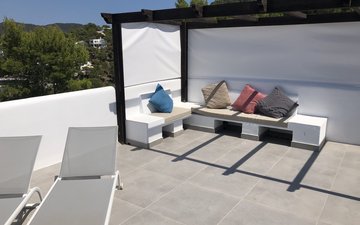 Property slide 17