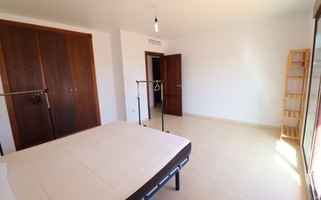 Property slide 39