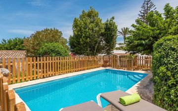 Property slide 25
