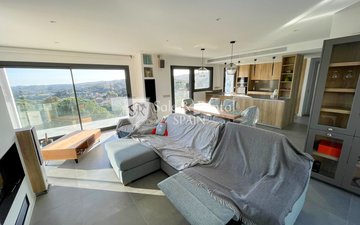 Property slide 6