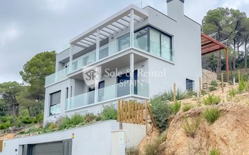 Property slide 24