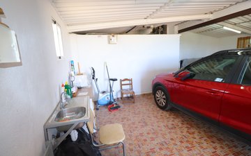 Property slide 39