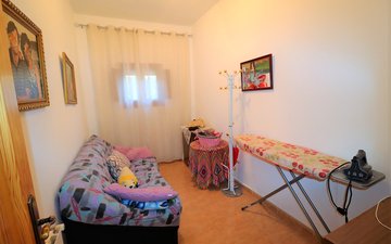 Property slide 23