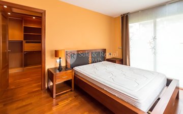 Property slide 22