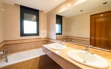 Property slide 40