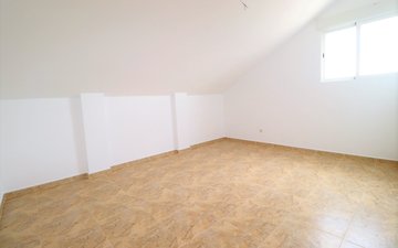 Property slide 32