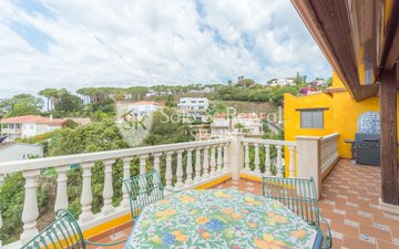 Property slide 4