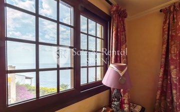 Property slide 18