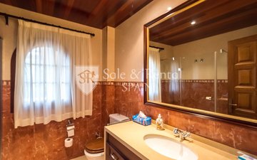 Property slide 38