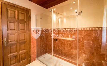 Property slide 39